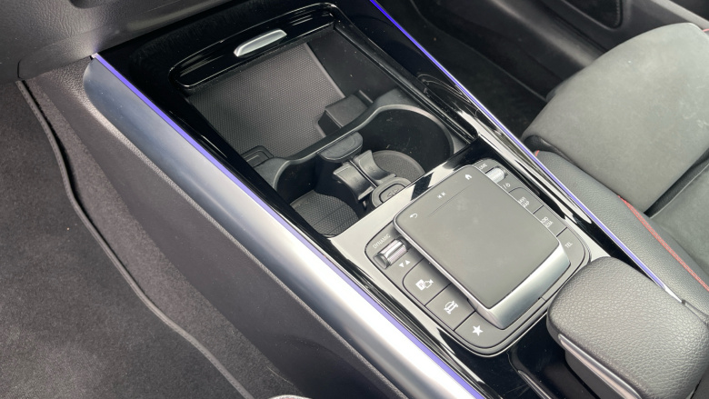 Mercedes-Benz GLA 200d AMG Line Premium Plus 5dr Auto Diesel Hatchback